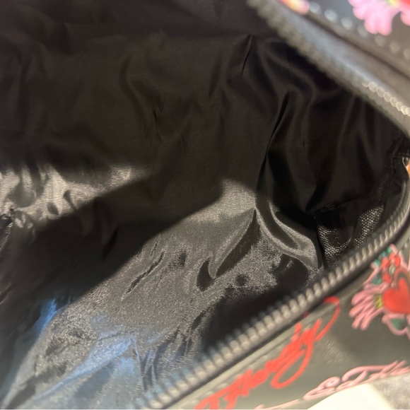 NWOT Ed Hardy Cosmetic Bag with Tattoo Print - Picture 6 of 6